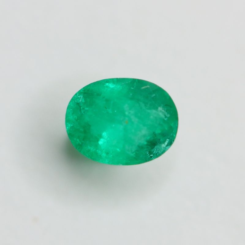 COLOMBIAN EMERALD 4.7X3.6 OVAL