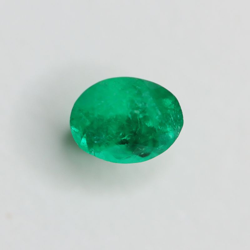 COLOMBIAN EMERALD 5.1X3.9 OVAL