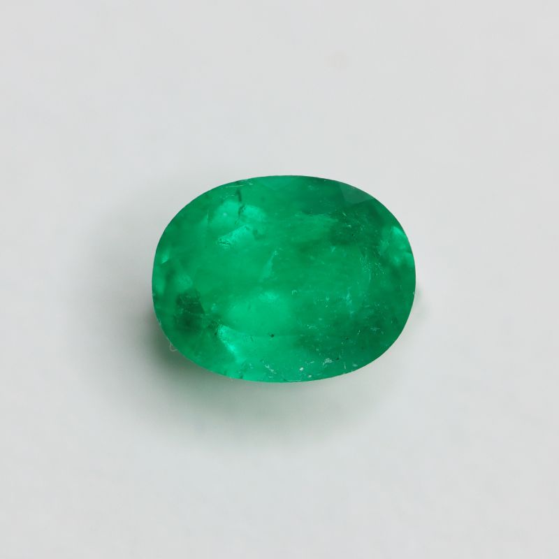 COLOMBIAN EMERALD 5.7X4.5 OVAL