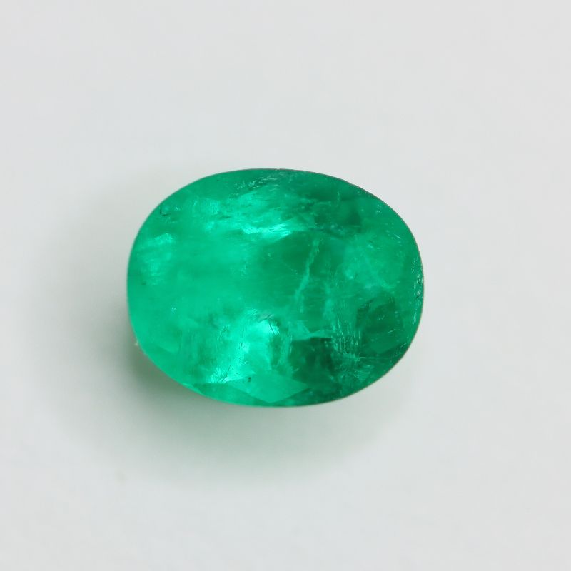 COLOMBIAN EMERALD 7X5.6 OVAL