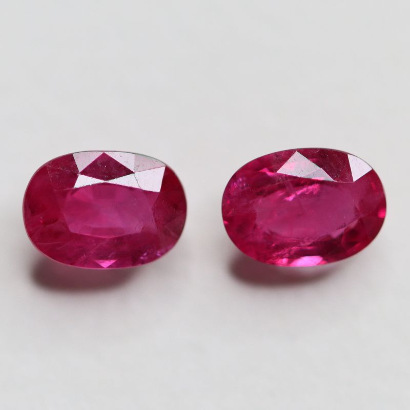 RUBY NAMIBIA 7X5 FACETED OVAL 1.96CT PAIR