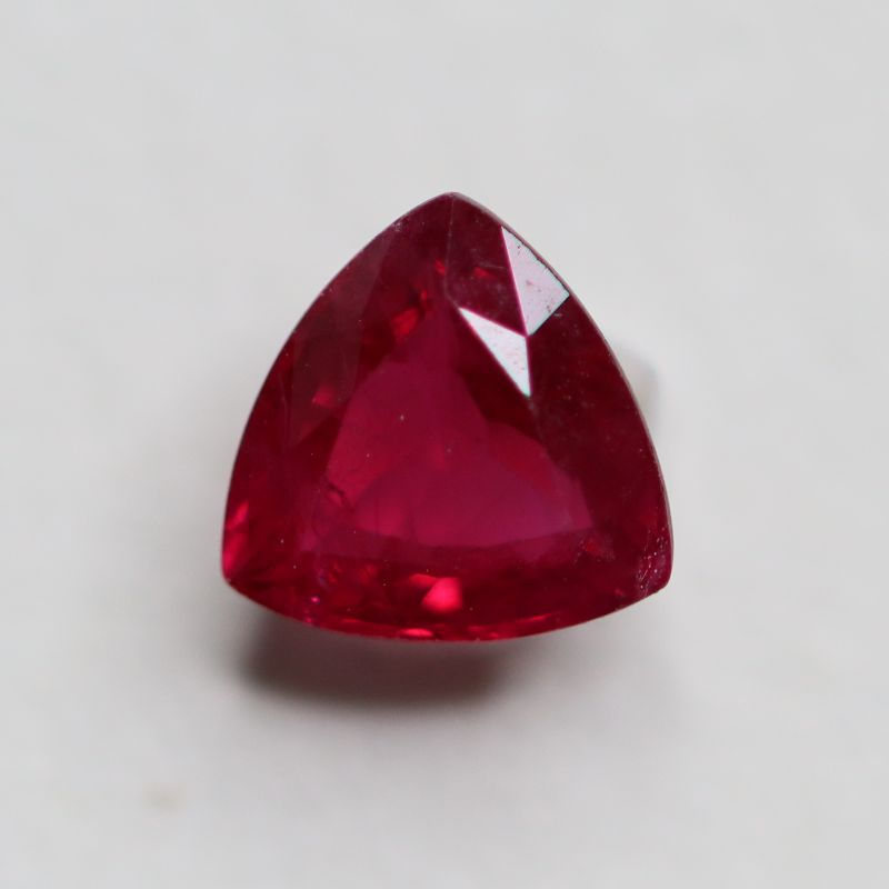 RUBY 5.8MM TRILLION FACETED