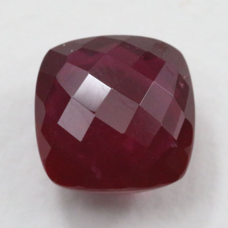 RUBY GLASS FILLED DOUBLE CHECKERBOARD 10X10 CUSHION 5.71CT
