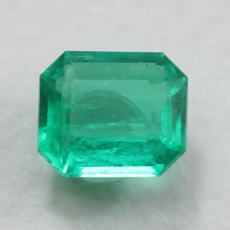 COLOMBIAN EMERALD 7.6X6.5 OCTAGON