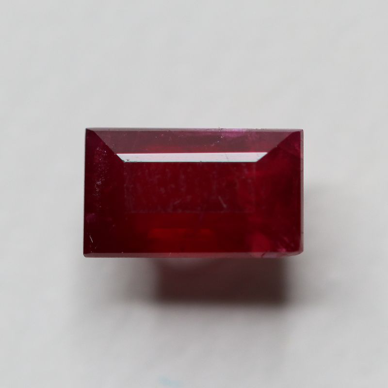 UNHEATED RUBY MOZAMBIQUE 9X5.3 FACETED BAGUETTE 2.59CT