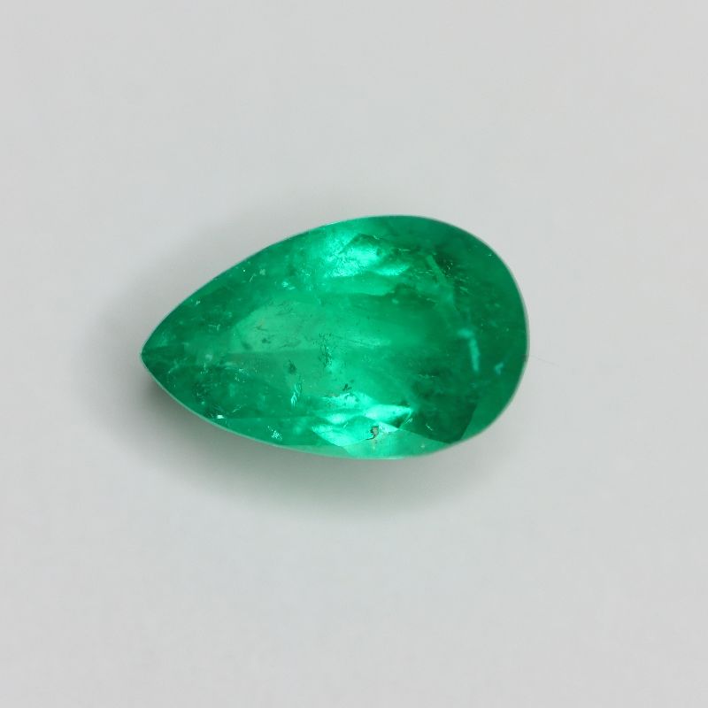 COLOMBIAN EMERALD 8.6X5.4 PEAR FACETED