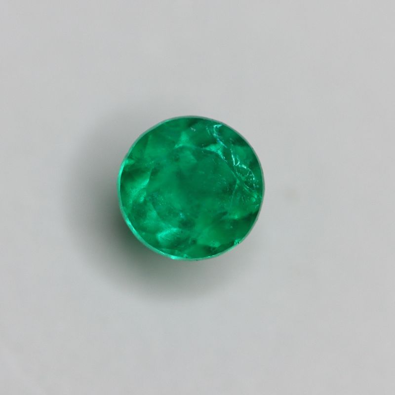 COLOMBIAN EMERALD CUNAS MINE 4.3MM FACETED ROUND 0.3CT
