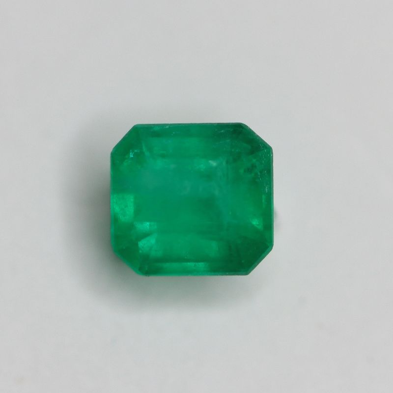 COLOMBIAN EMERALD CUNAS MINE 5.8X5.4 FACETED OCTAGON 0.74CT