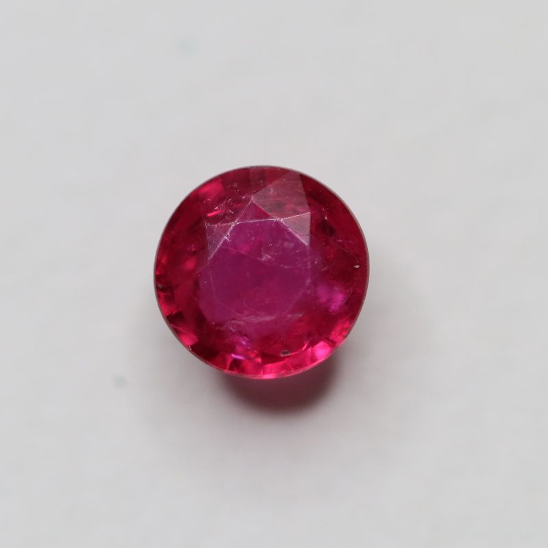 RUBY 5.4MM ROUND FACETED
