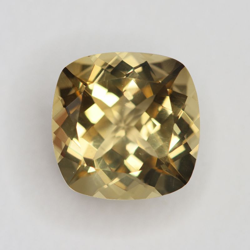 CITRINE GOLDEN YELLOW 15X15 CUSHION FACETED