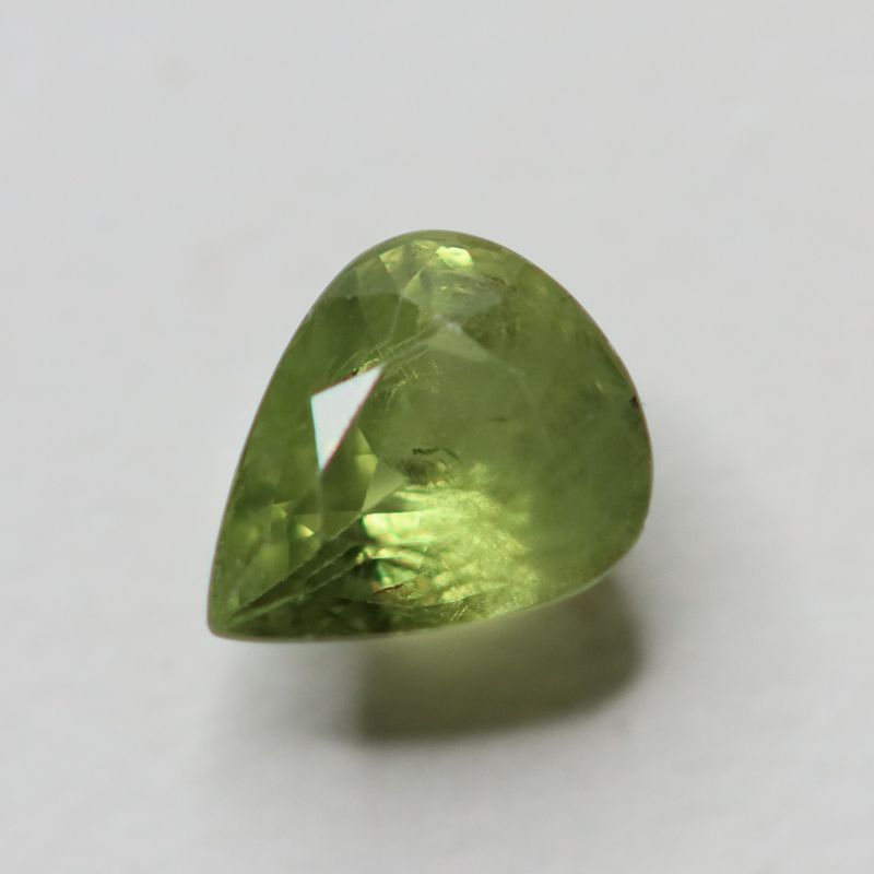 GREEN SAPPHIRE 8X6 PEAR FACETED