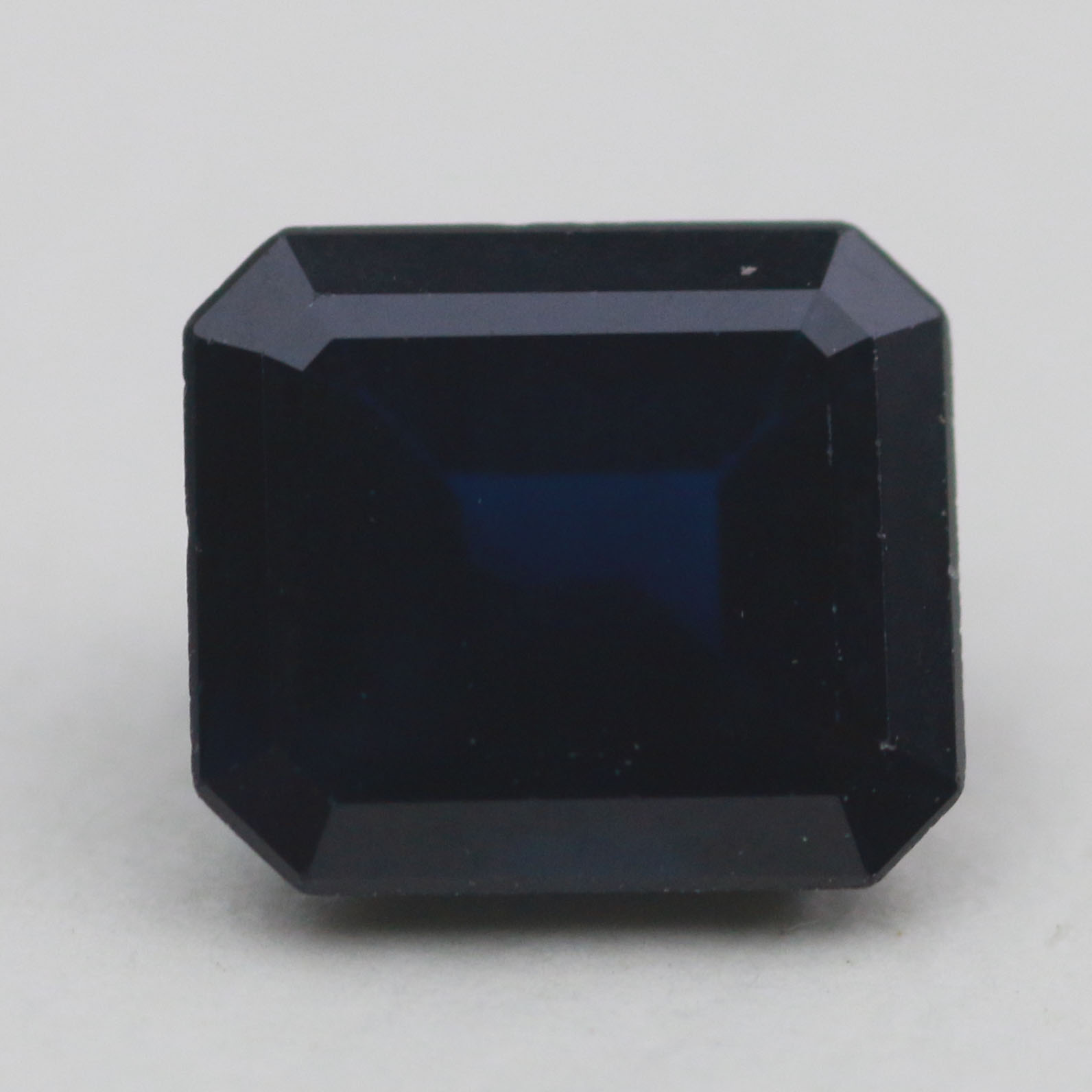 Sapphire 7x6 octagon 1.71ct