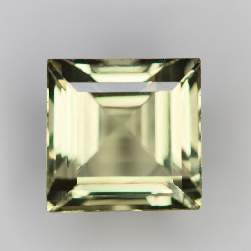 YELLOW BERYL 11X11 SQUARE FACETED