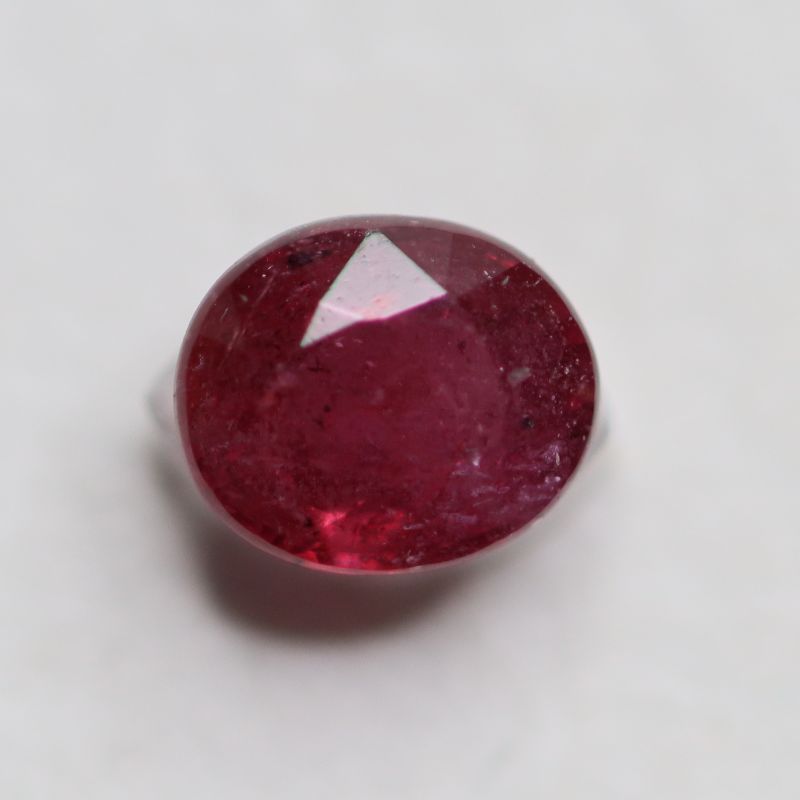 UNHEATED RUBY MOZAMBIQUE 5.4X4.6 OVAL FACETED
