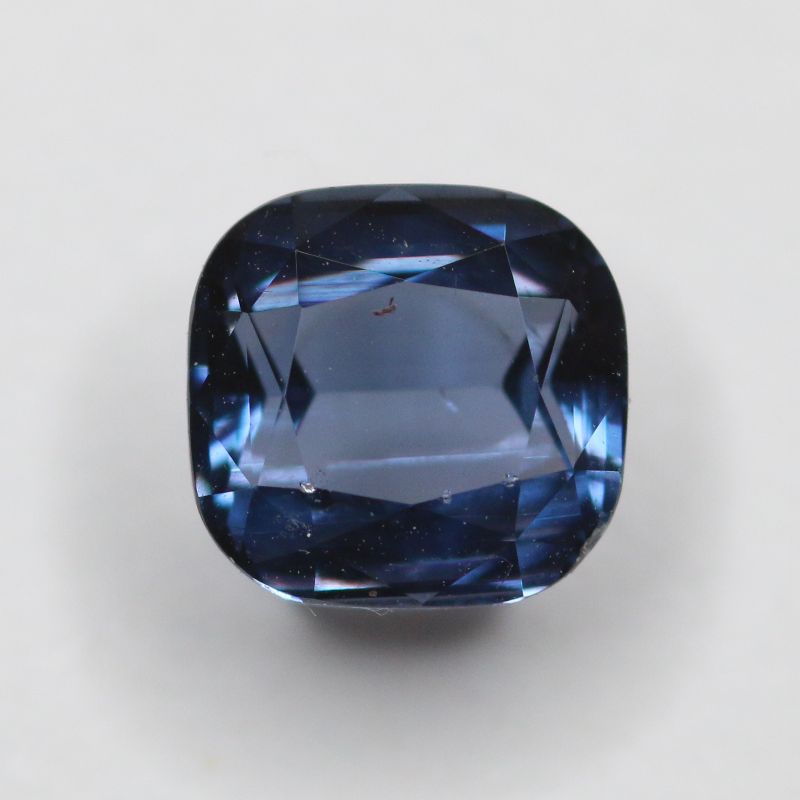 NATURAL SPINEL 6.7X6.4 CUSHION FACETED