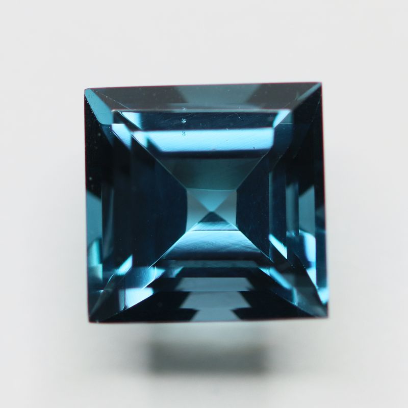 3.5X3.5 SQUARE BLUE TOPAZ LONDON FACETED
