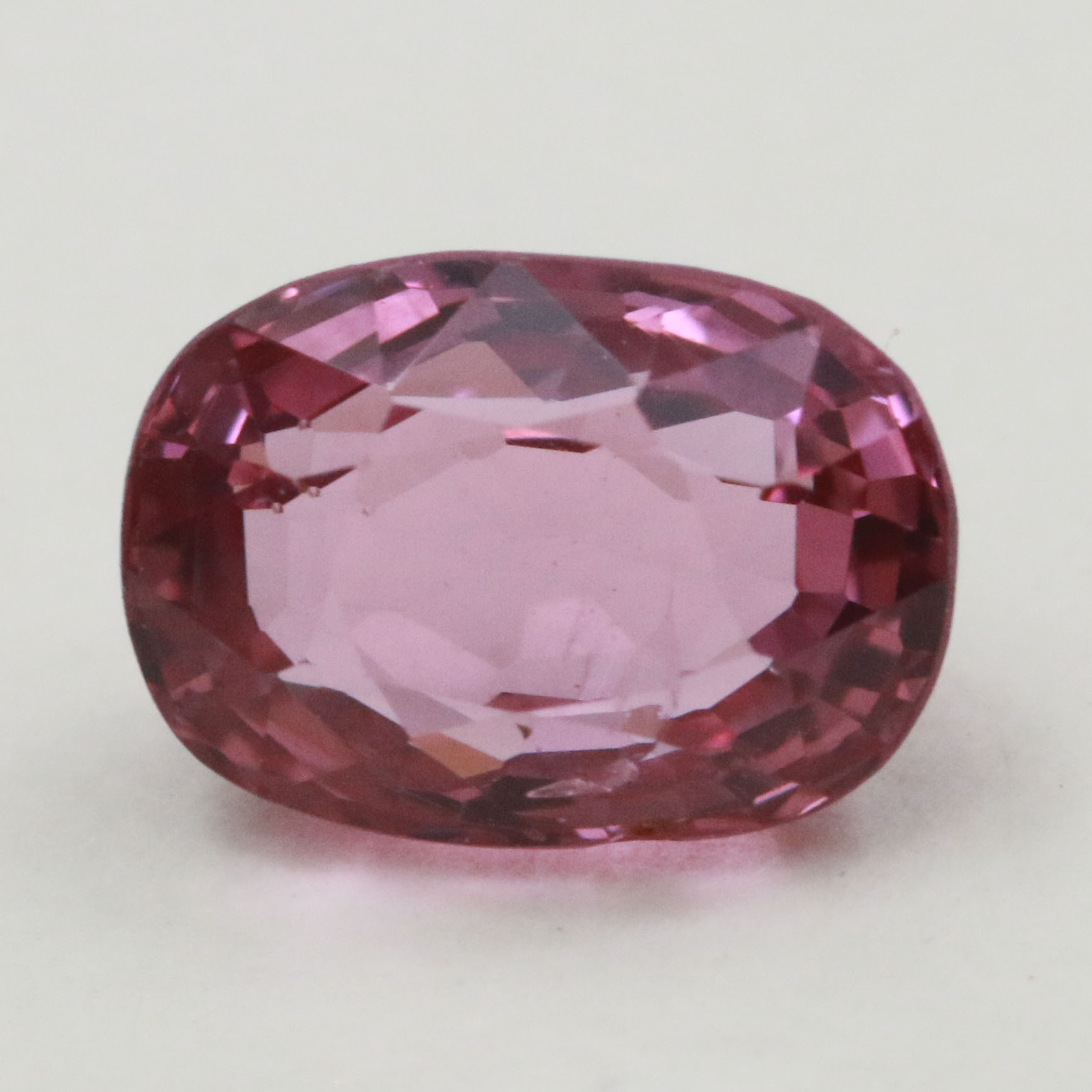 SPINEL 7.7X5.5 OVAL 1.58CT