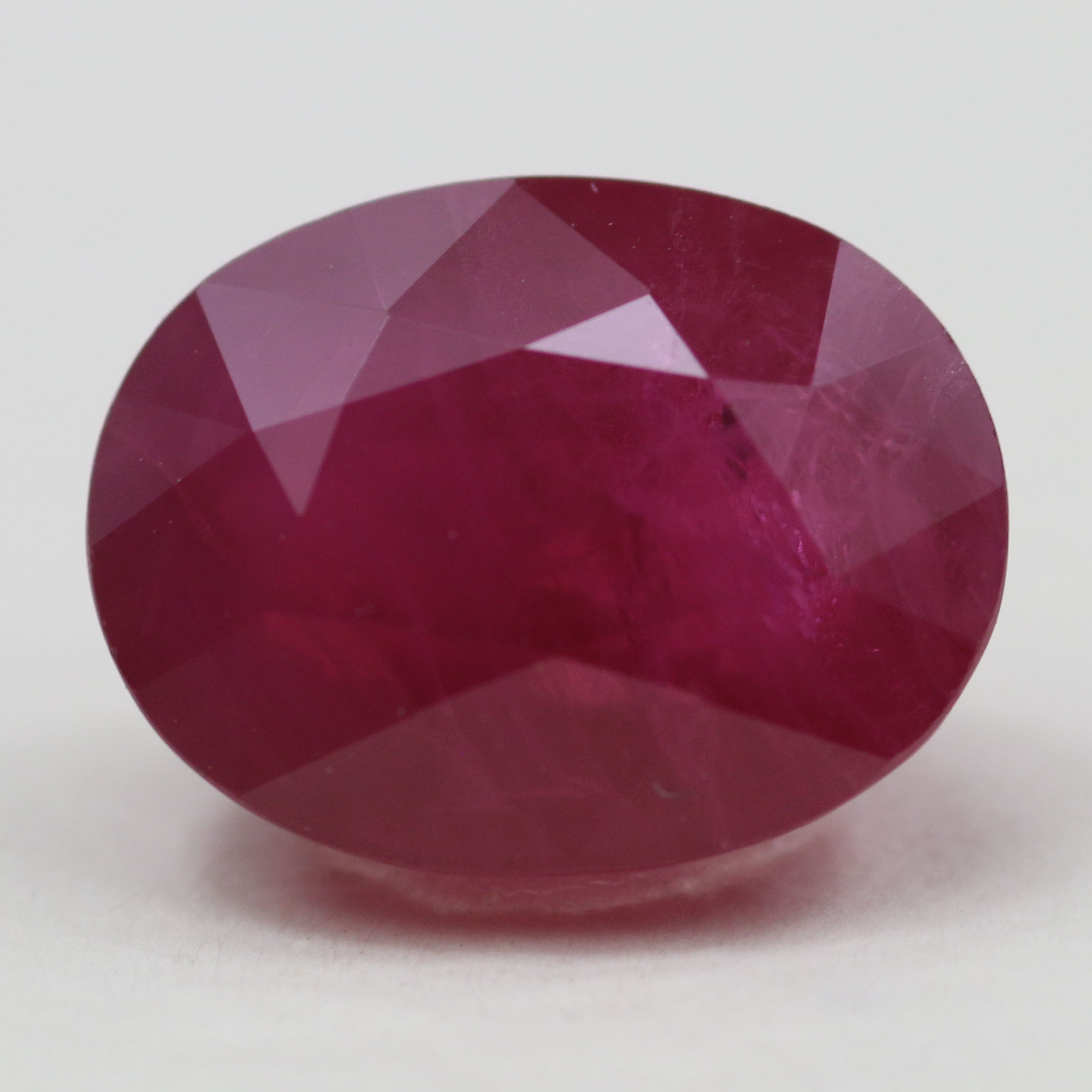 RUBY 10.2X7.9 OVAL 4.11CT