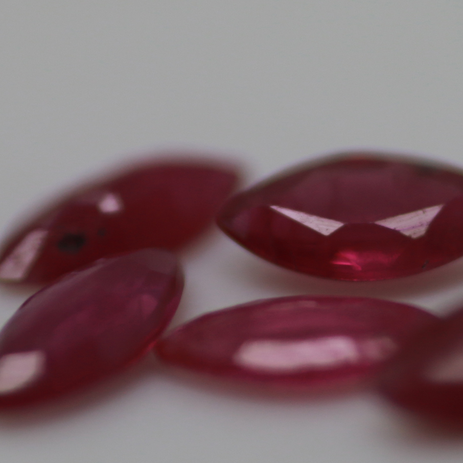 6X3 MARQUISE RUBY CLOUDY 