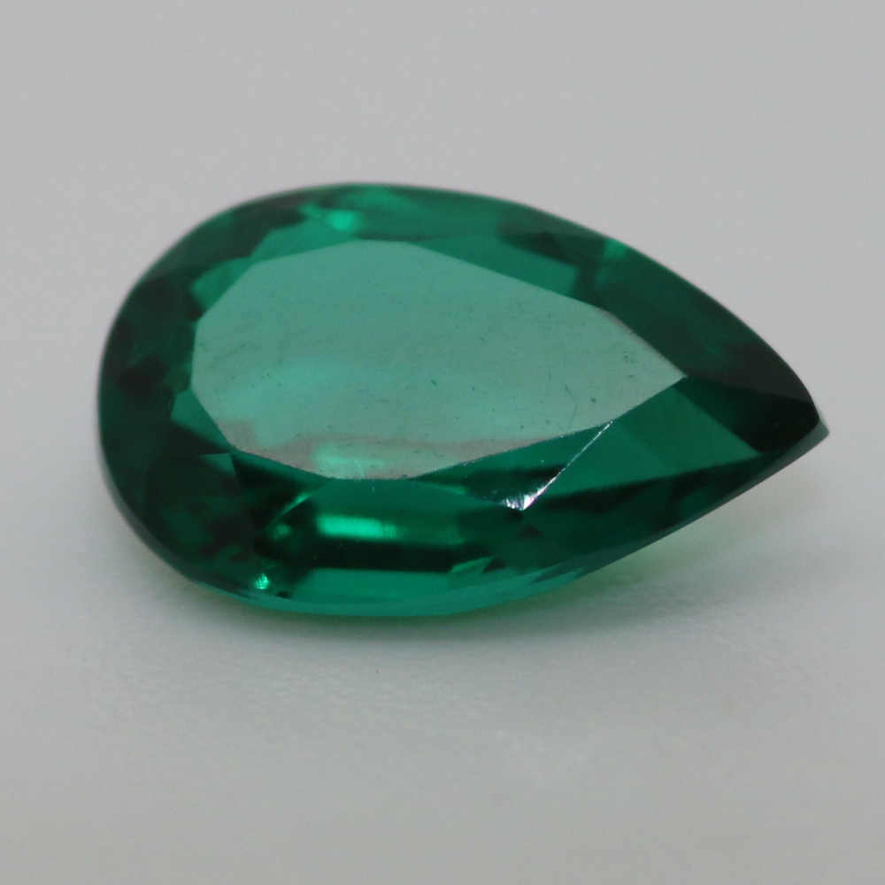 7X5 PEAR SYNTHETIC HYDRO THERMAL EMERALD