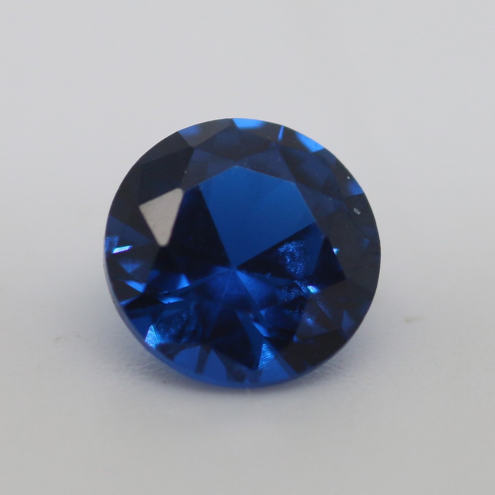 15MM ROUND F/E SYNTHETIC BLUE SPINEL