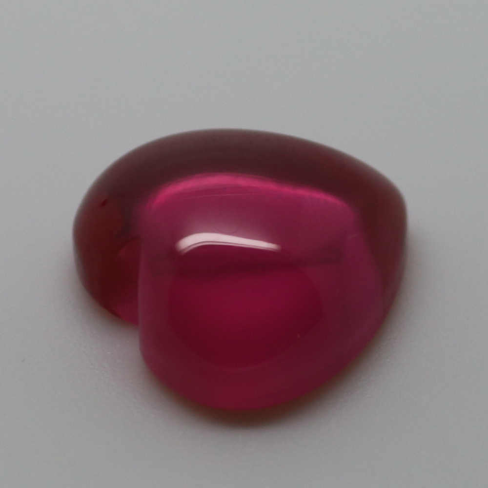 6X6 HEART CABOCHON SYNTHETIC RUBY